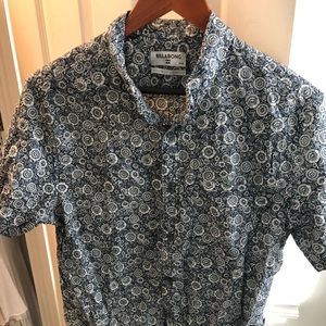 causal men’s shirt